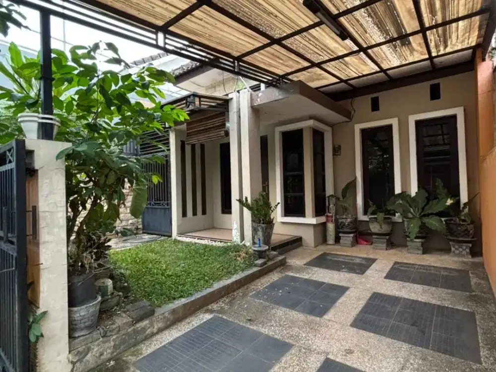 MURAH, Rumah Cantik Terawat Full Furnish Villa Bukit Tidar Malang