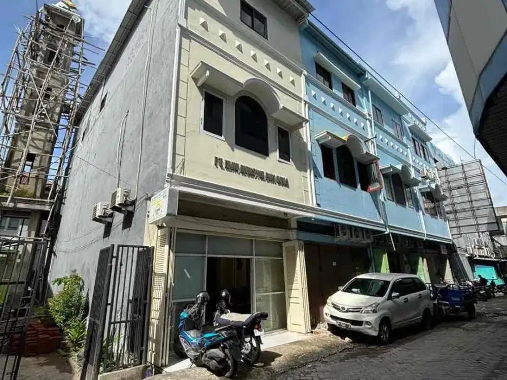 dijual cepat ruko 3 lantai di jl AP pertarani siap huni