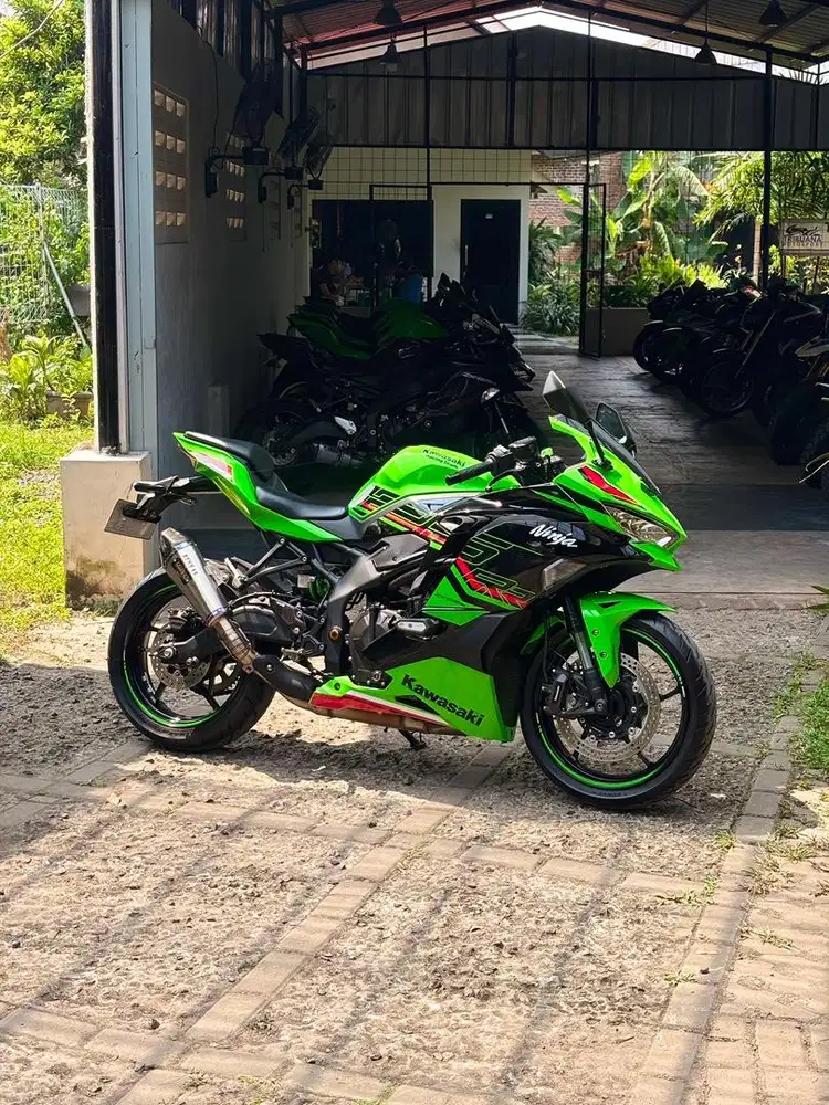 ZX25RR ABS QS LOW KM ANTIK