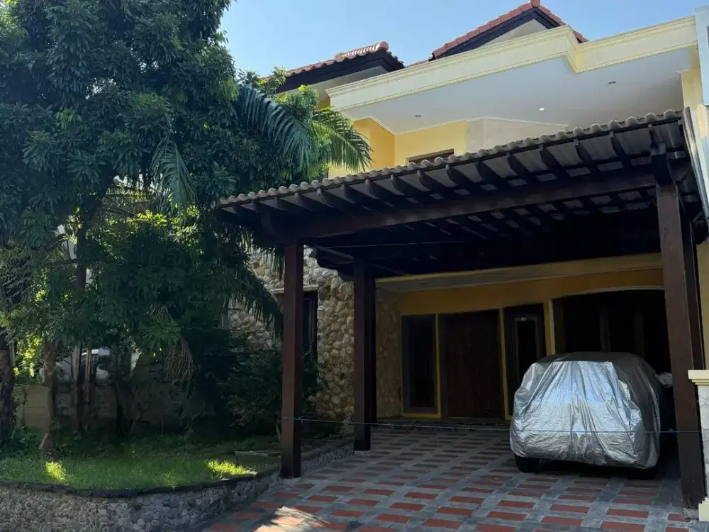 RUMAH DHARMAHUSADA REGENCY*Hadap Selatan Furnished by Davinci Full Marmer Italy