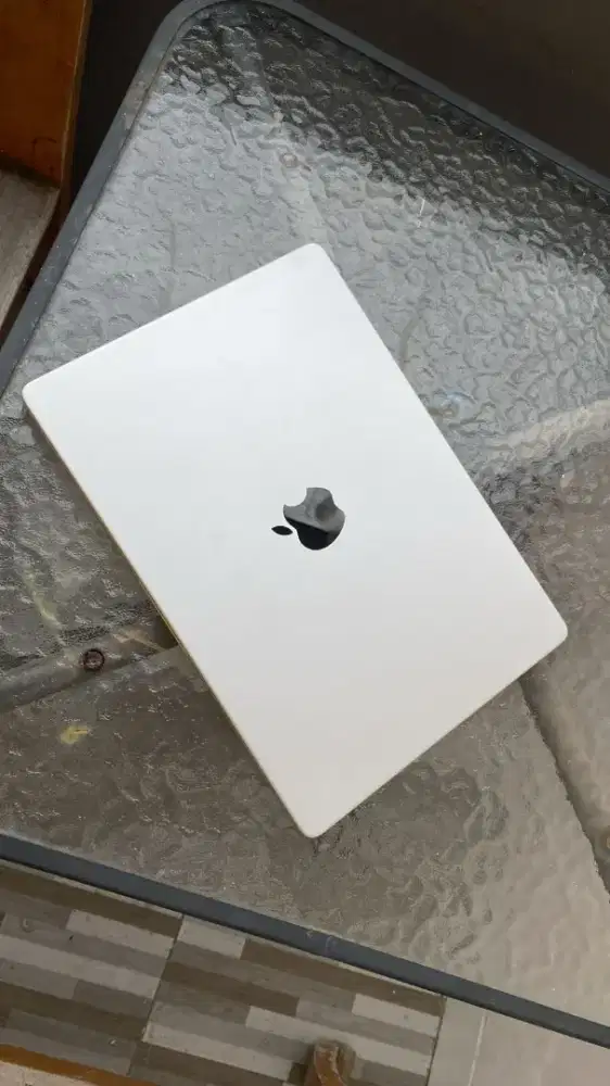 MacBook Pro 2023 M2 Pro RAM 16GB SSD 1TB 14-inch Resmi Mulus Fullset