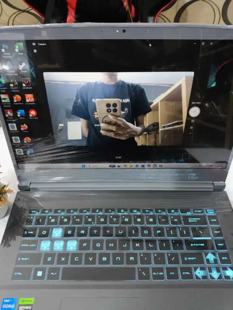 MSI THIN 15 13VE DEFTLY PLAY NVIDIA RTX 4050 VRAM 6GB LIKE NEW
