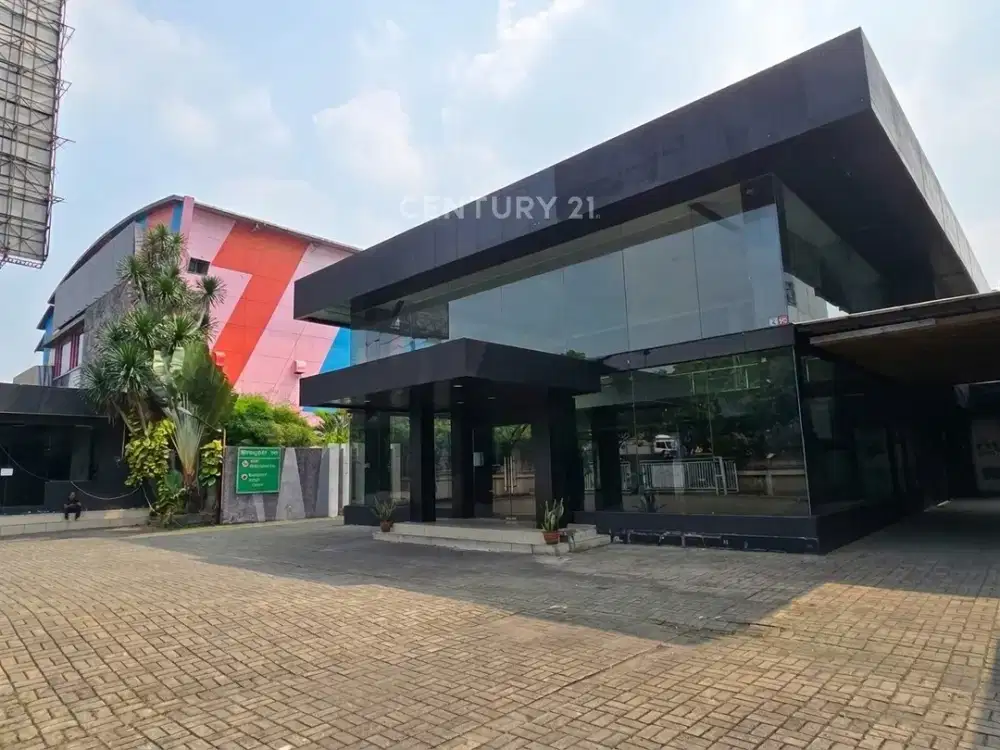 Disewa Ruko Di Cilandak Ex Showroom Ferrari