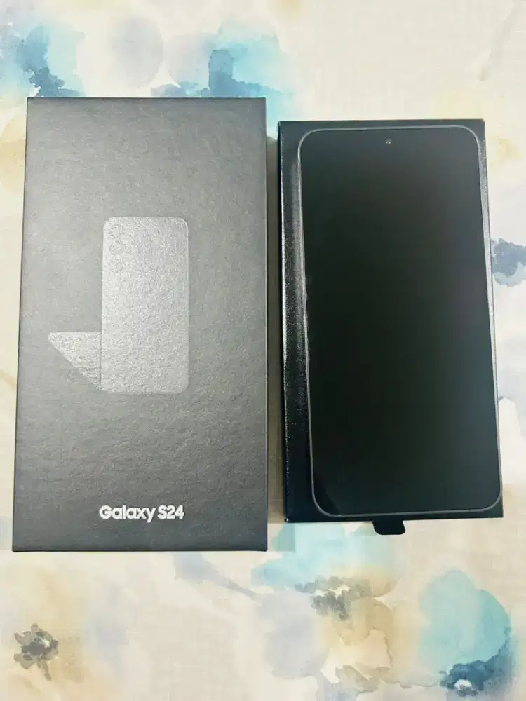 Samsung S24 basic, 8/256, Onyx Black
