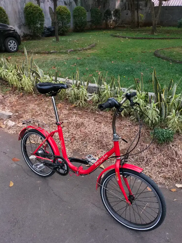 Minion lipat bicyclo