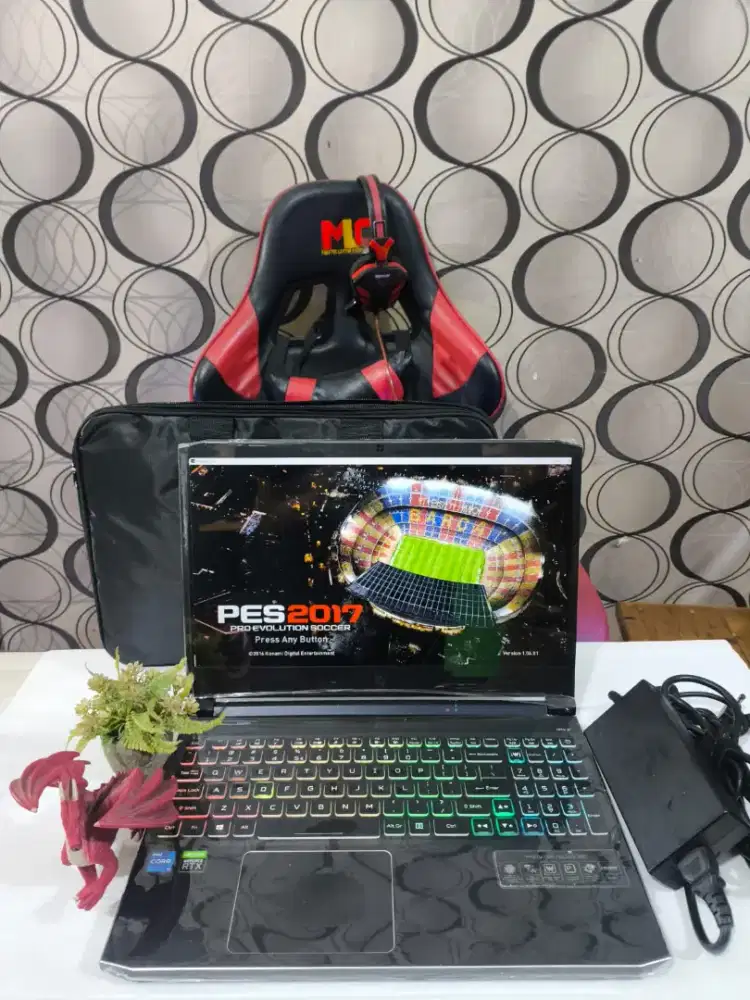 ACER PREDATOR HELIOS 300 PH315-54 94U7