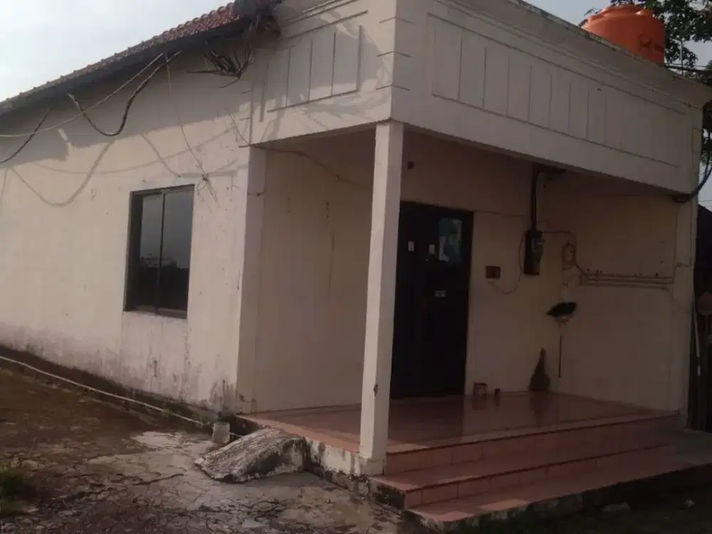 GUDANG BALONGPANGGANG GRESIK*Ada Kantor  Akses Container 40ft Hadap Barat Listrik 23000watt