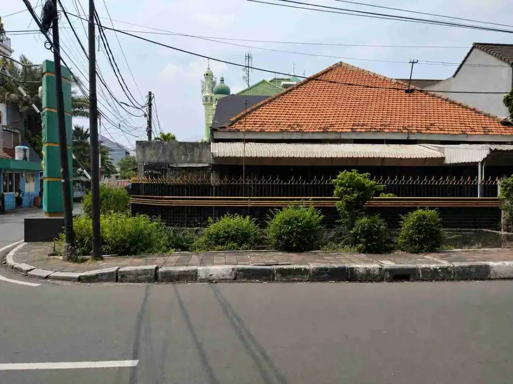 Dijual Rumah Luas di Rawamangun Jakarta Timur