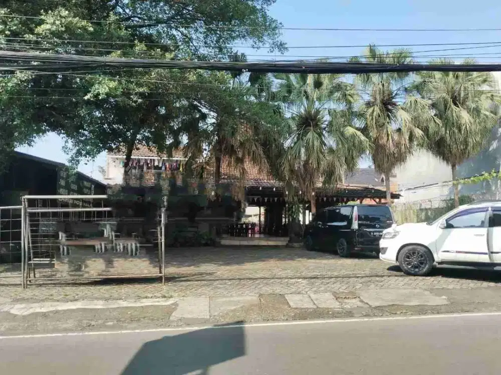 Dijual Tanah 1000m2 di pinggir Jalan Margasatwa Bar Jakarta Selatan.