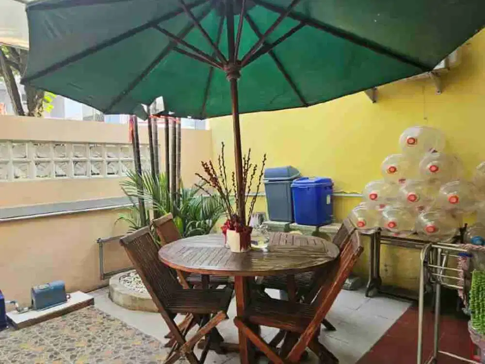 DIJUAL
RUMAH SIAP HUNI TAMAN GOLF
MODERNLAND