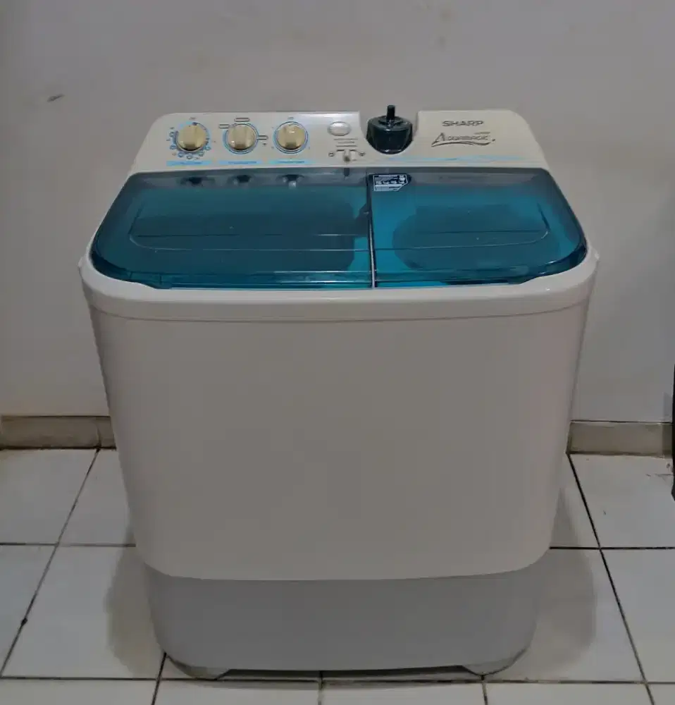 Mesin Cuci Sharp Kapasitas Besar Bagus Mulus Mencuci Bersih