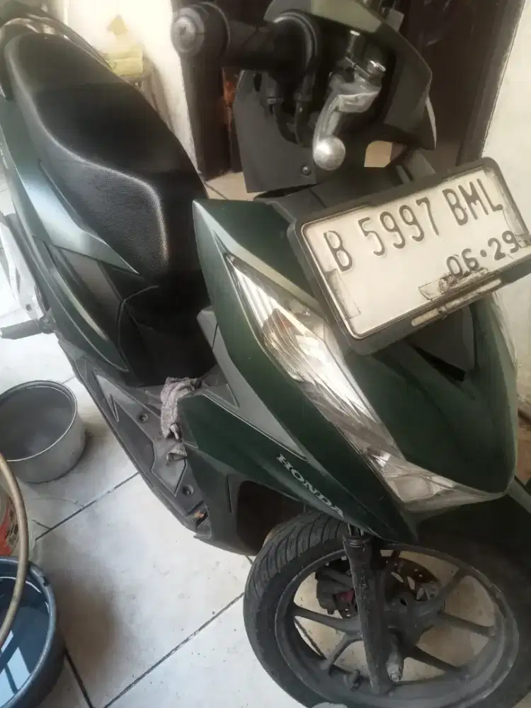 Jual motor Honda Beat 125 Second