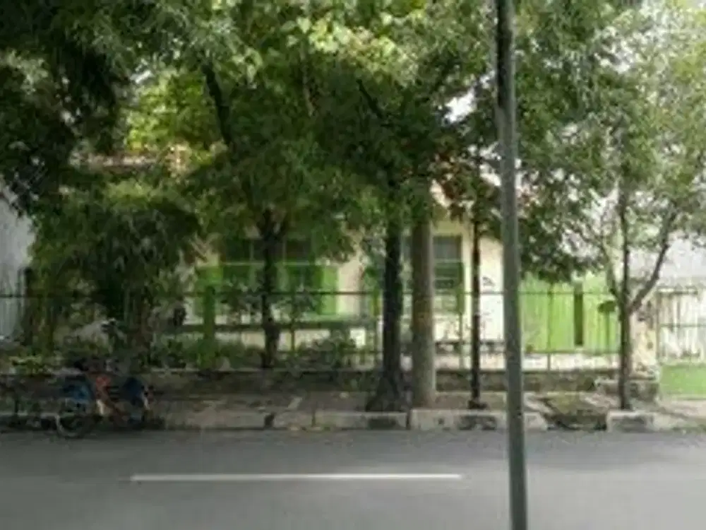 RUMAH JAKSA AGUNG SUPRAPTO*Hadap Timur Garasi 1 Mobil Listrik 1300watt Row Double Way