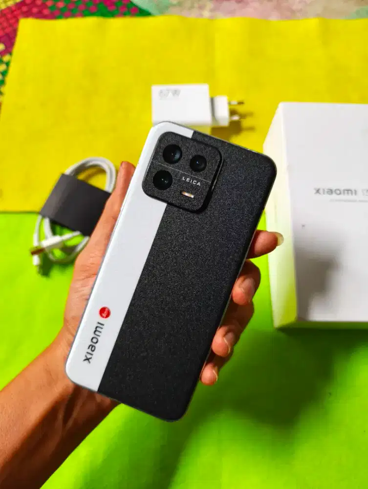 Xiaomi 13 5G 8+8/256 | lengkap | baca deskripsi | Harga net