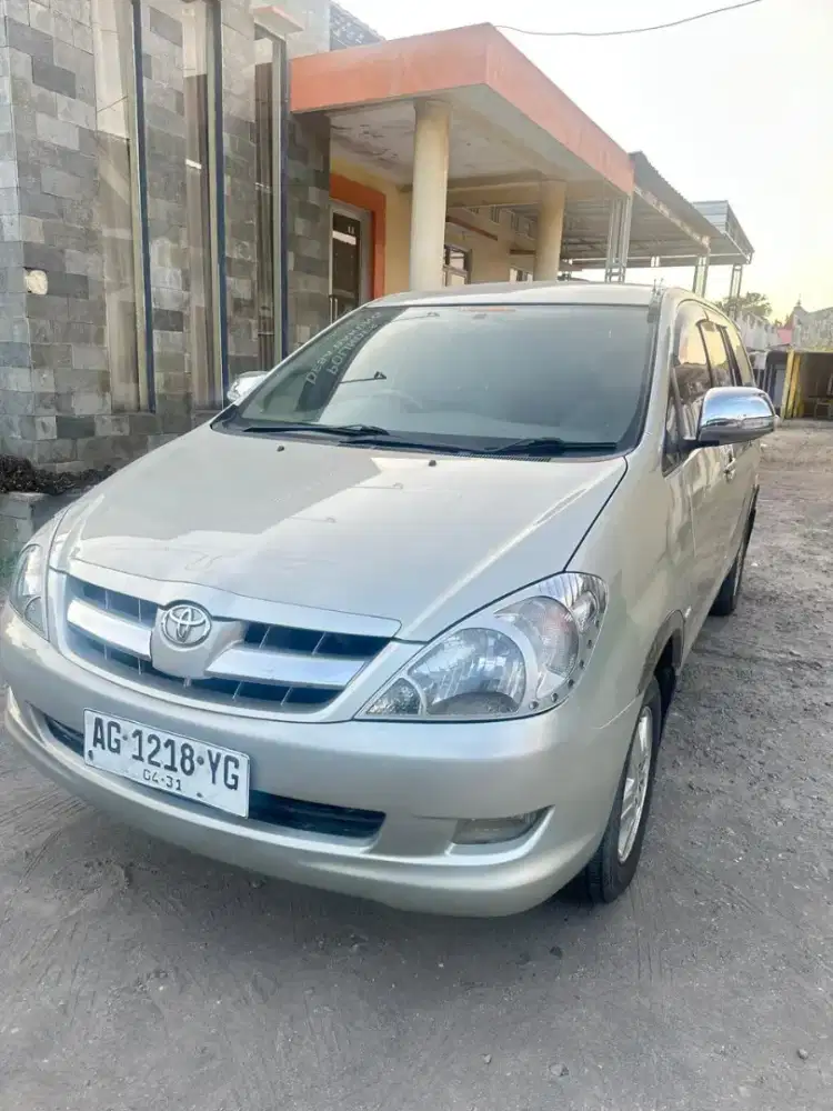 Innova G Bensin MT 2005