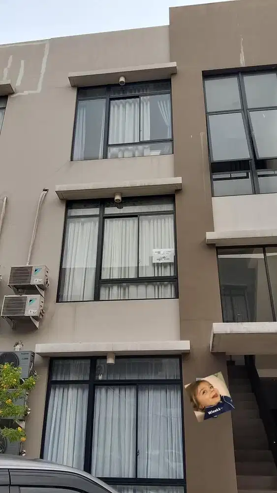 Over kredit apartemen(condo house)