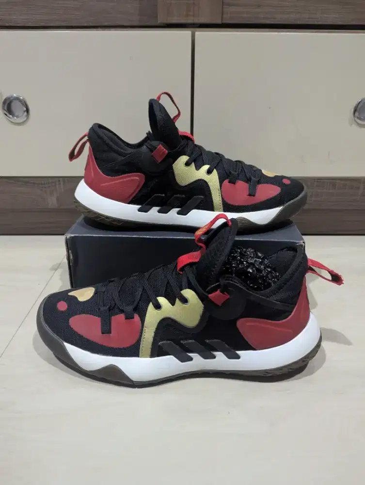 Sepatu Adidas harden stepback 2 preloved size 41