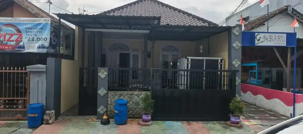 Rumah Poros Jalan Ikan Ikan Dekat Soekarno Hatta Dekat Kampus Ub