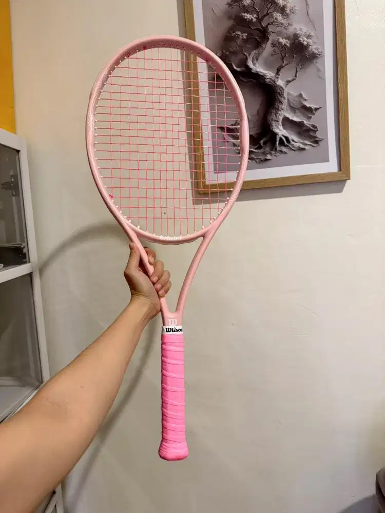 Raket Tenis Wilson Intrigue SE Pink 105 Tennis