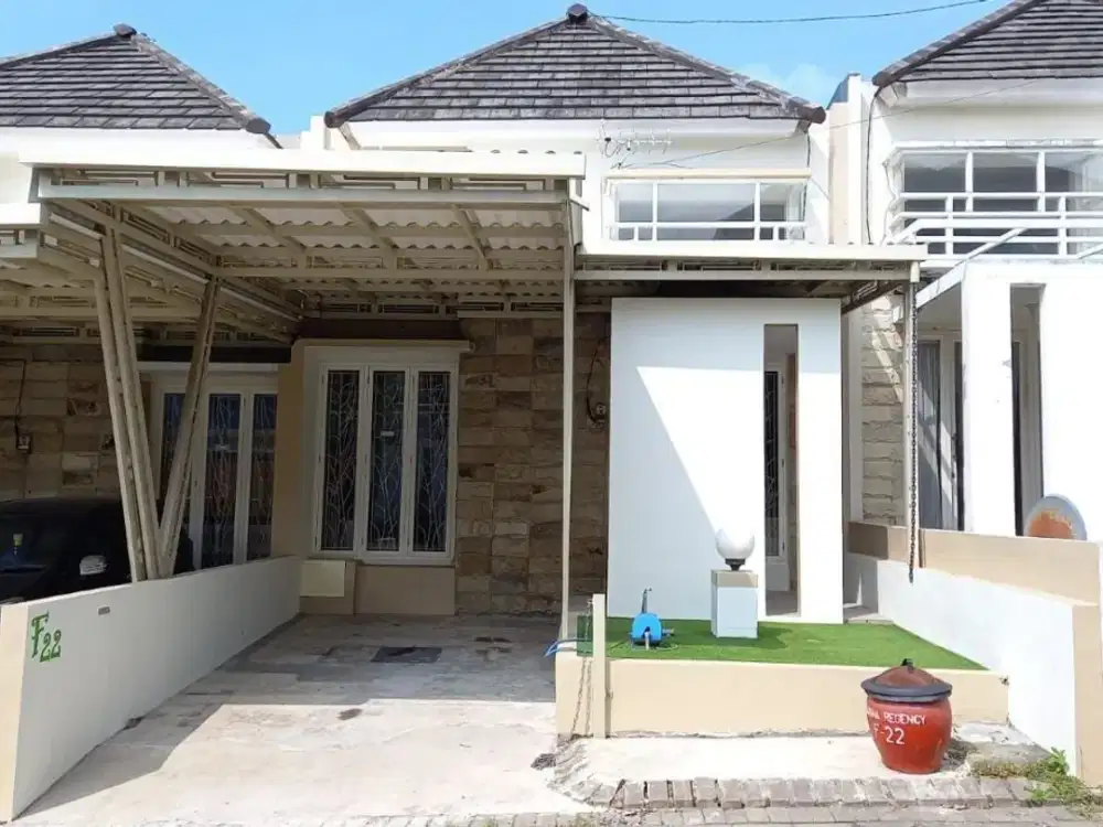Dijual Villa Furnished Private Escape Terawat di Mojorejo Batu