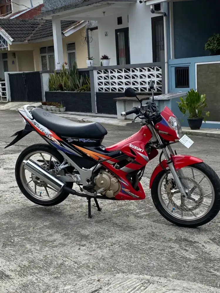 Bismillahirrahmanirrahim Dijual Cepat Suzuki Satria FU 2005 150cc