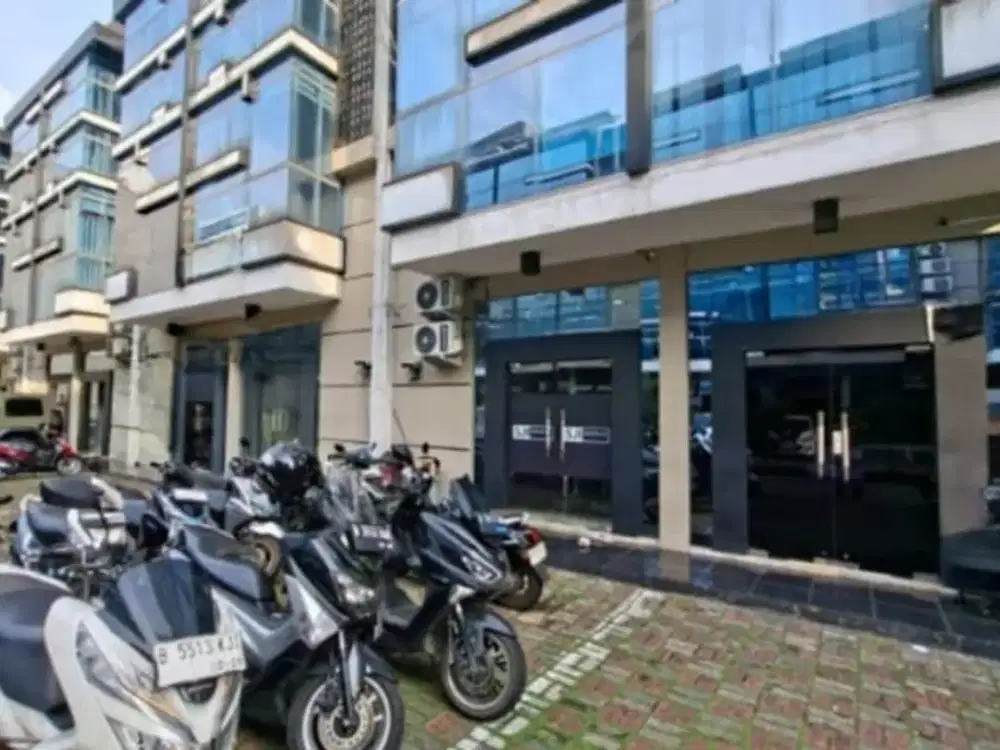 Ruko 3 lantai di Jual di Jalan Mampang Prapatan Raya