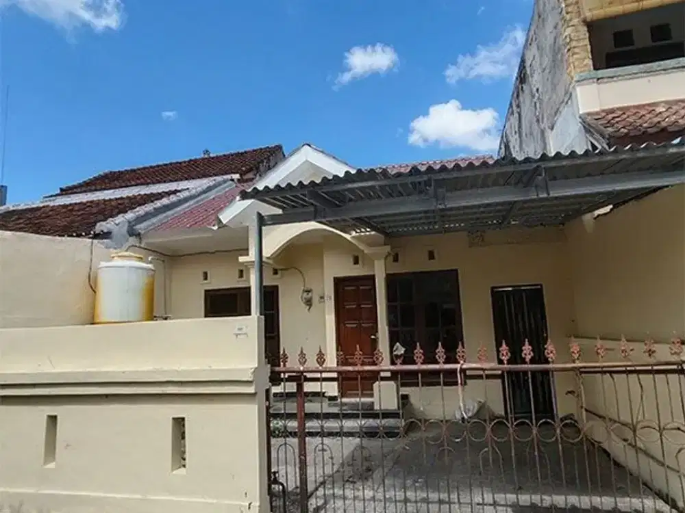 Rumah Sewa Tahunan Strategis di Jl. Bedahulu Denpasar