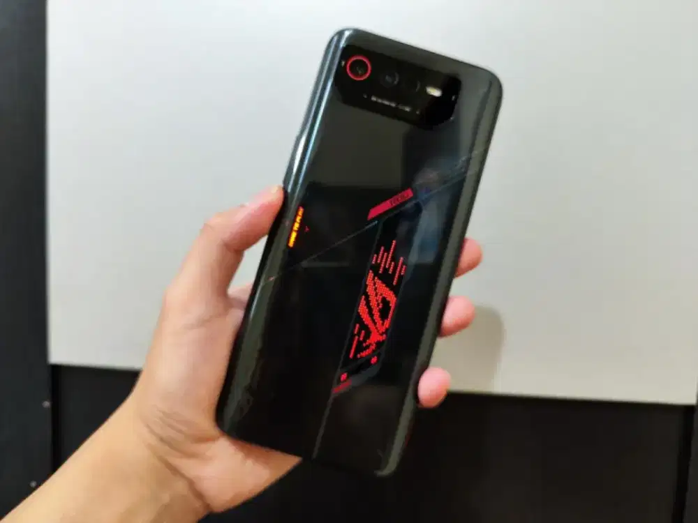 Asus rog 6 ram 8/256 black