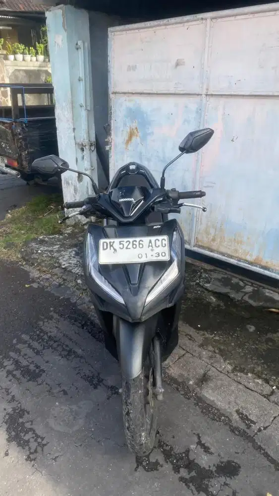 Jual Vario hitam 2019