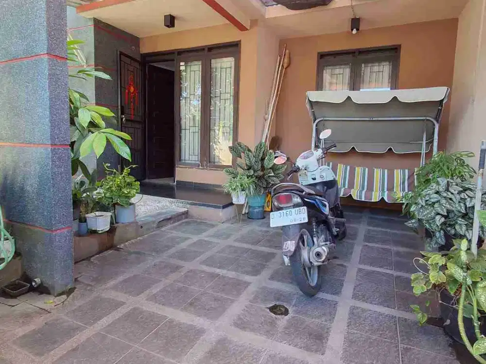 Rumah Hook Mewah TKI 3 Bandung – LT 224 m², 4 KT, SHM, Gudang Lengkap