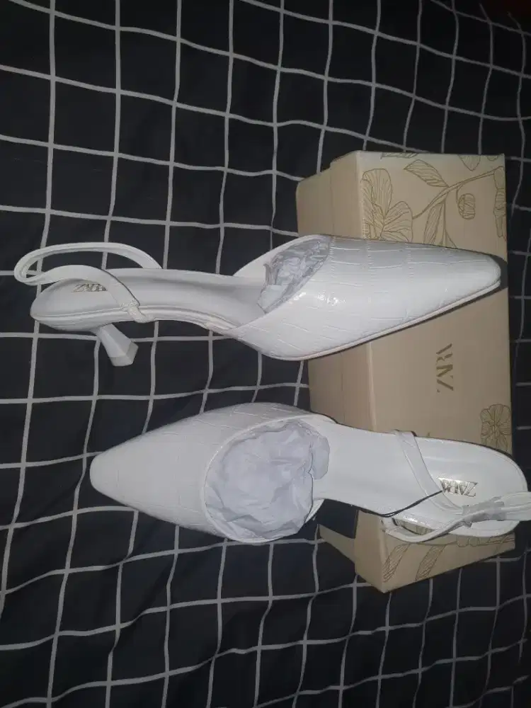 heels zara masih baru dan buka preloved