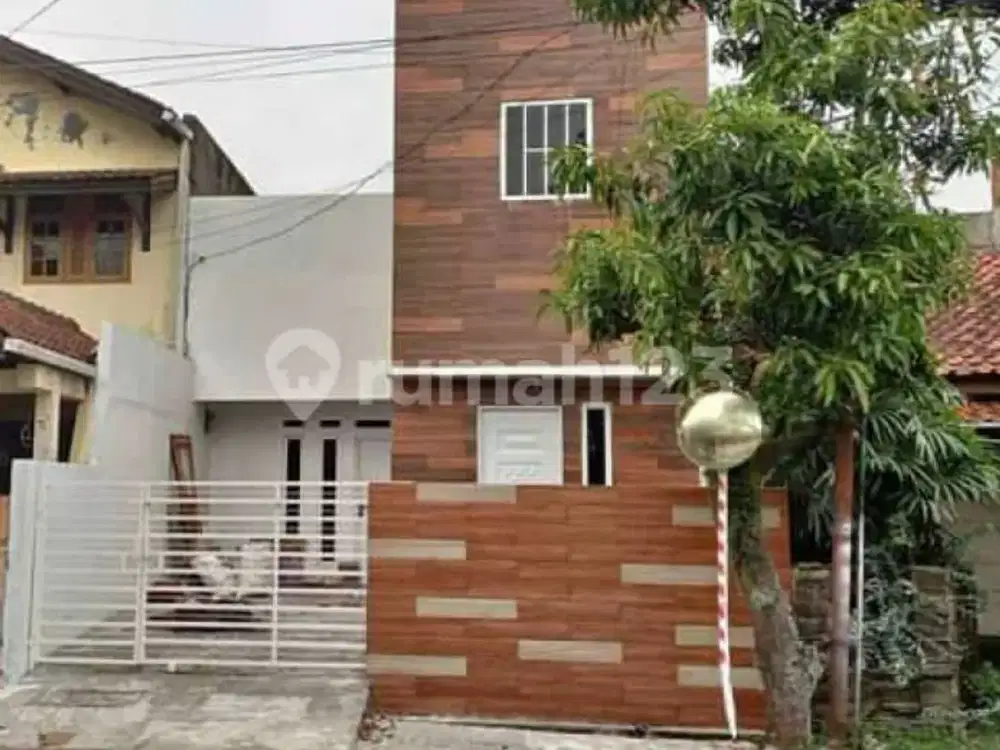 Rumah Bagus Siap Huni 2 Lantai di Antapani Bandung