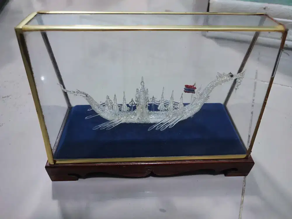 Pajangan dari Thailand