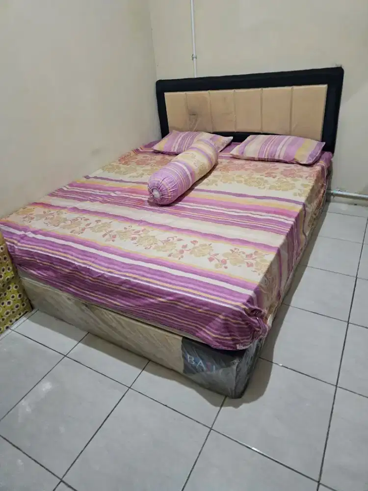 Kasur springbed set merk basic 180x200