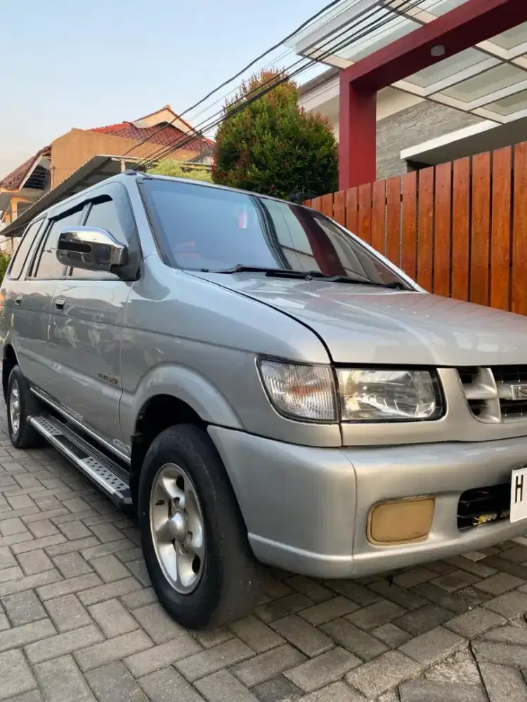 Panther 2002/2001 LS Istimewa original mulus