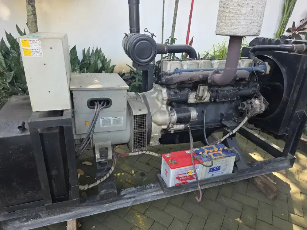 Genset 40 Kva Leroysomer, mesin 6 silinder Mitsubishi