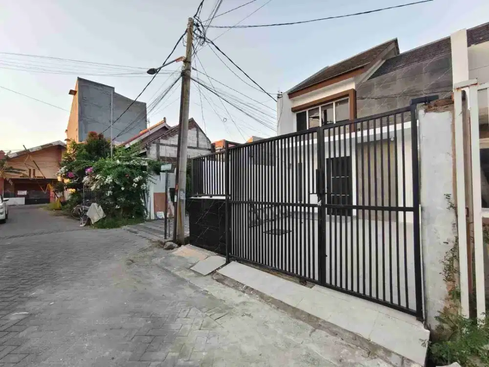 ‼️DIBAWAH HARGA PASARAN‼️Rumah  HOOK Siap Huni di MEDAYU UTARA Rungkut Surabaya .