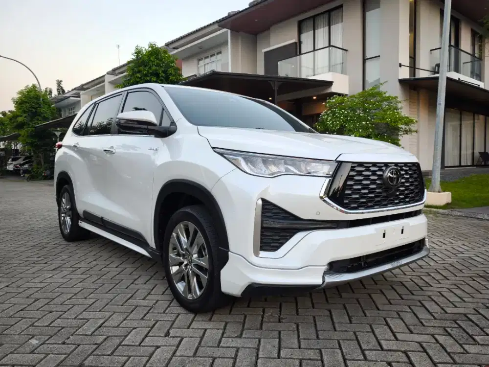 (Altera) Toyota Innova Zenix Q Hybrid Modellista 2025