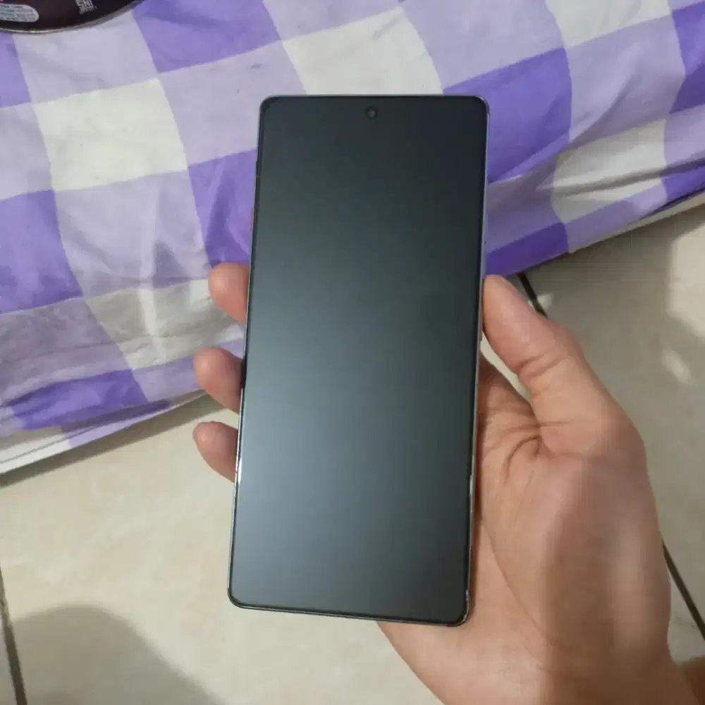 TECNO CAMON 40 RAM 8/256GB
