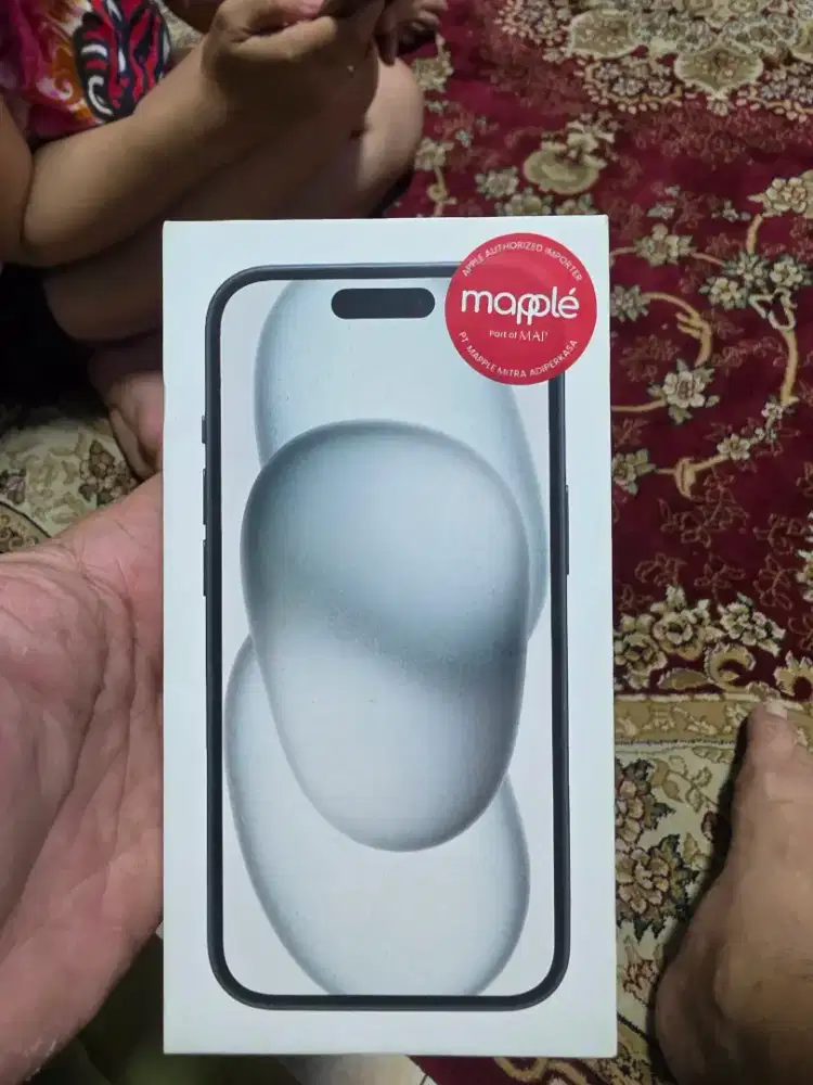 iPhone 15 256GB Black Garansi