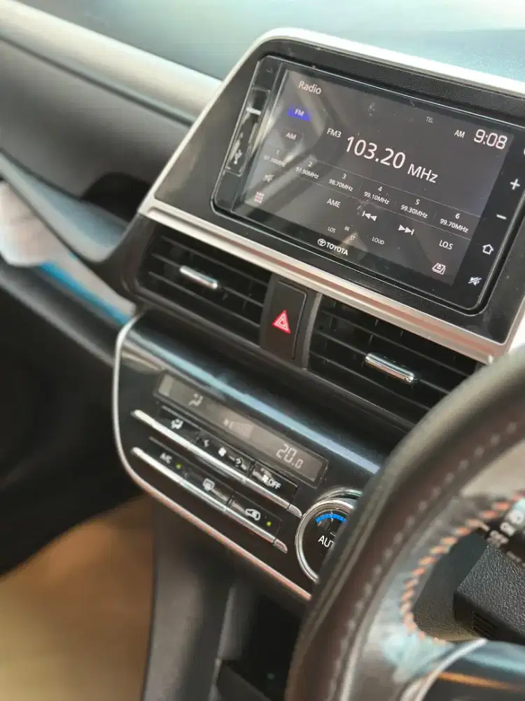 CREDIT DP 20JT TOYOTA SIENTA V 1.5 CVT 2018