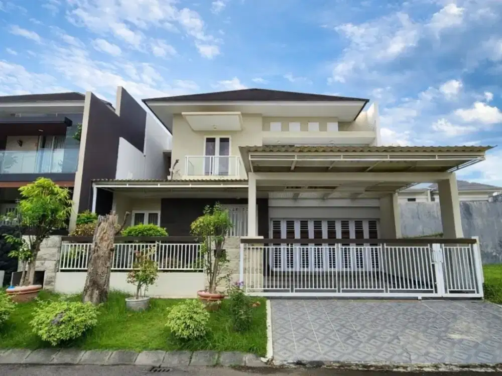 DIJUAL RUMAH ROYAL RESIDENCE BOULEVARD FULL FURNISH TERMURAH PASARAN 6M