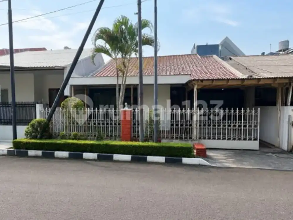 Dijual Cepat Rumah Hitung Tanah di Komplek Kayu Putih Utara Jakarta Timur