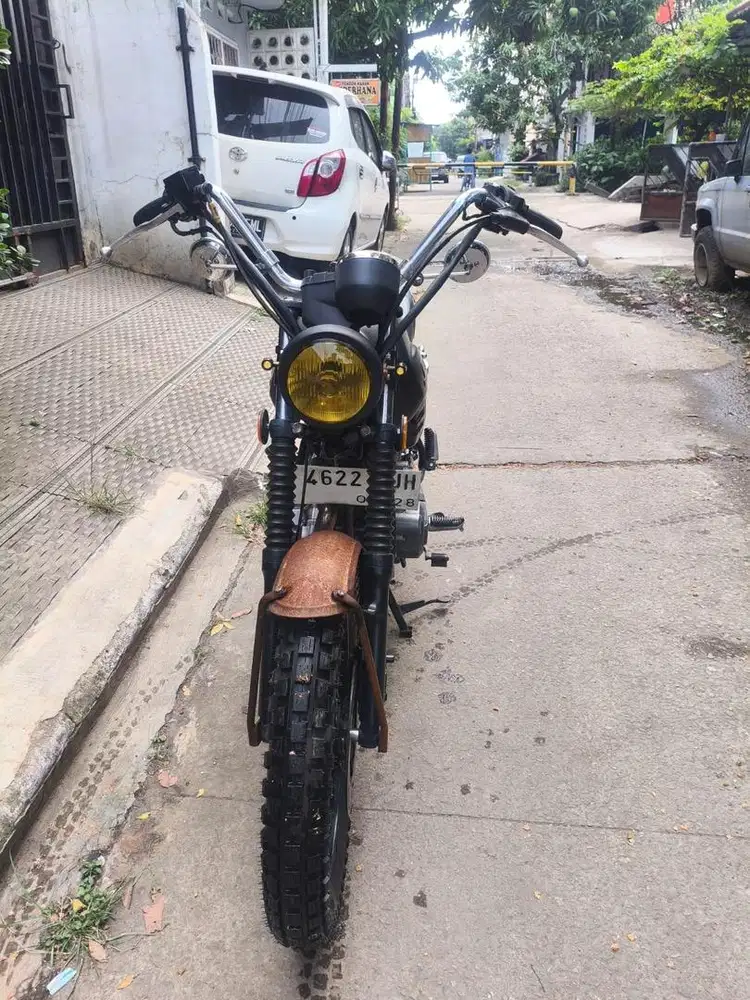 Benelli Motobi 152 Custom / modif / Kalcer / Classic tahun 2023