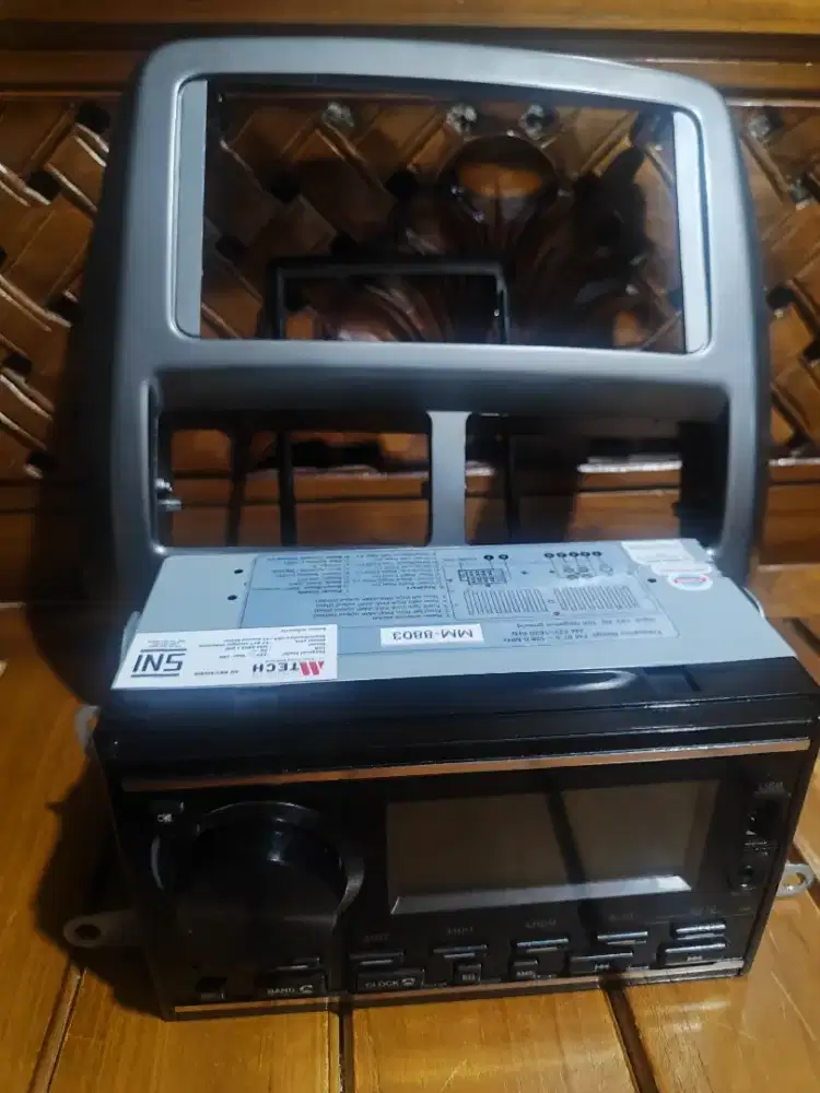 Head unit Daihatsu Ayla