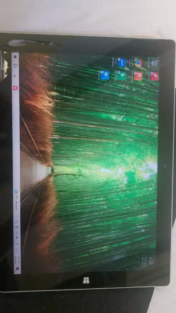 MICROSOFT SURFACE GO 3 SECOND (nyala)