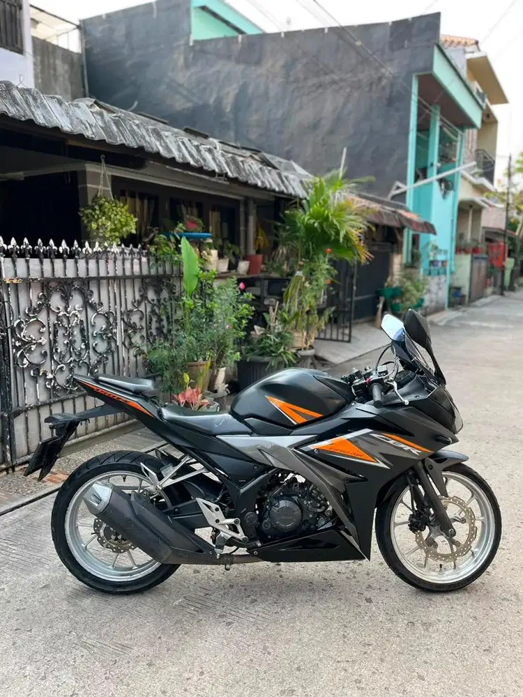 Honda CBR 150r 2019 Facelift