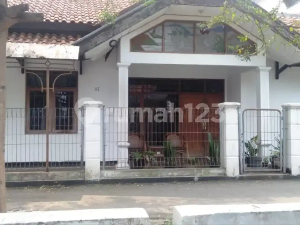 Rumah Siap Huni Lengkong  Kecil Dekat Alun Alun Bandung