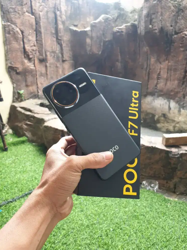 Foco F7 ultra 16/512gb fullset mulusss