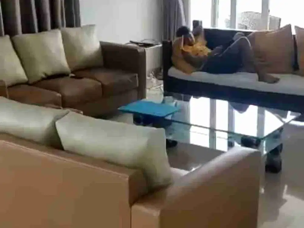 Aparment penthouse Royale Springhill murah